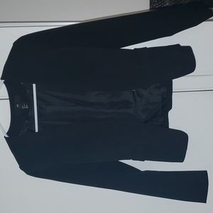 H&M Black Cropped Blazer size 2